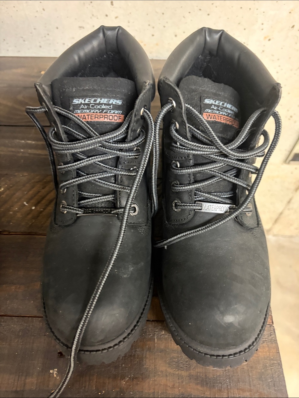 Skechers Men’s Black Waterproof Lace-Up Work Boots with Padded Collar